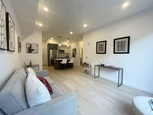 Photo - 425 3rd St Unit 215