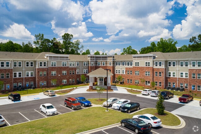 Photo - Azalea Senior Village Apartamentos