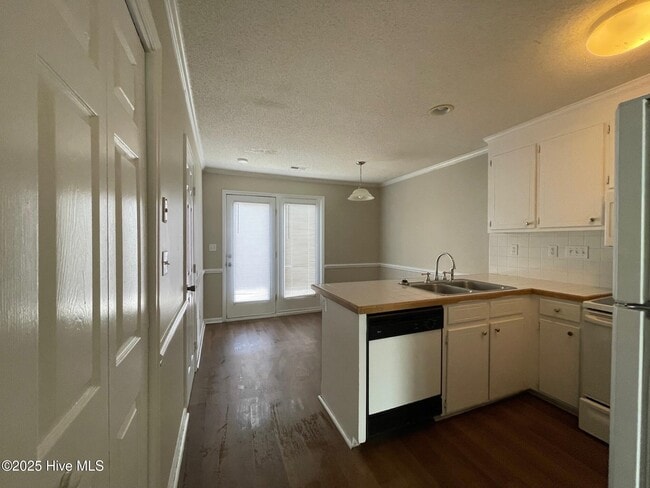 Photo - 3826 Sterling Pointe Dr