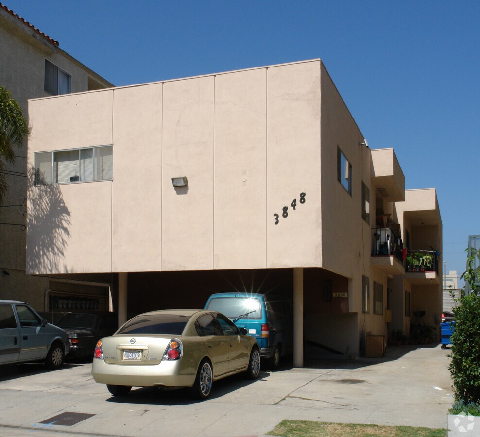 Photo - 3848 Vinton Ave Apartments