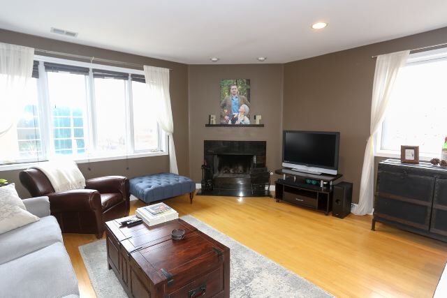 Photo - 3655 N Southport Ave Unit N3