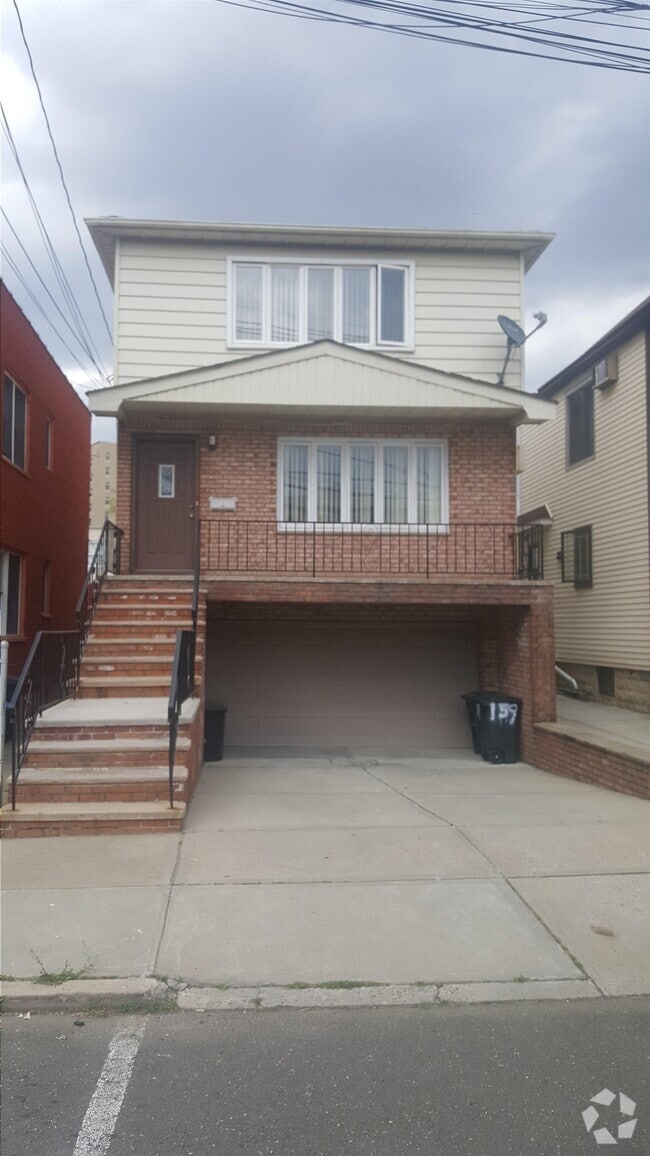 Building Photo - 159 W 21st St Rental