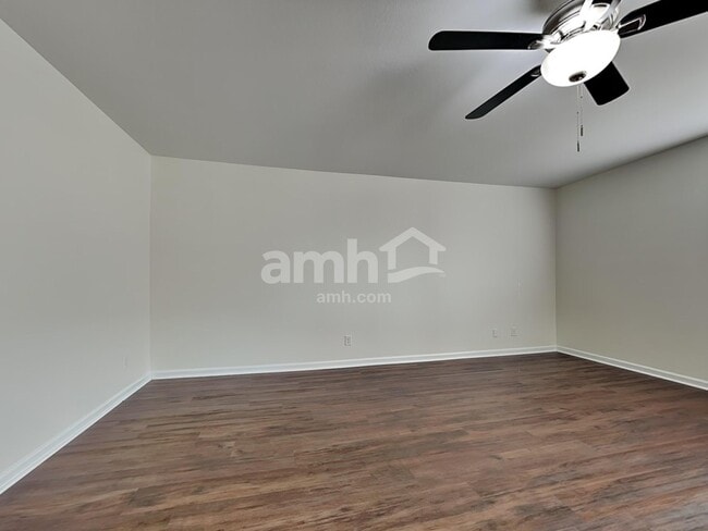 7121 Lawgiver Cir