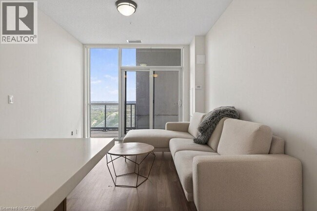 Photo - 2087 Fairview St Unité 2305