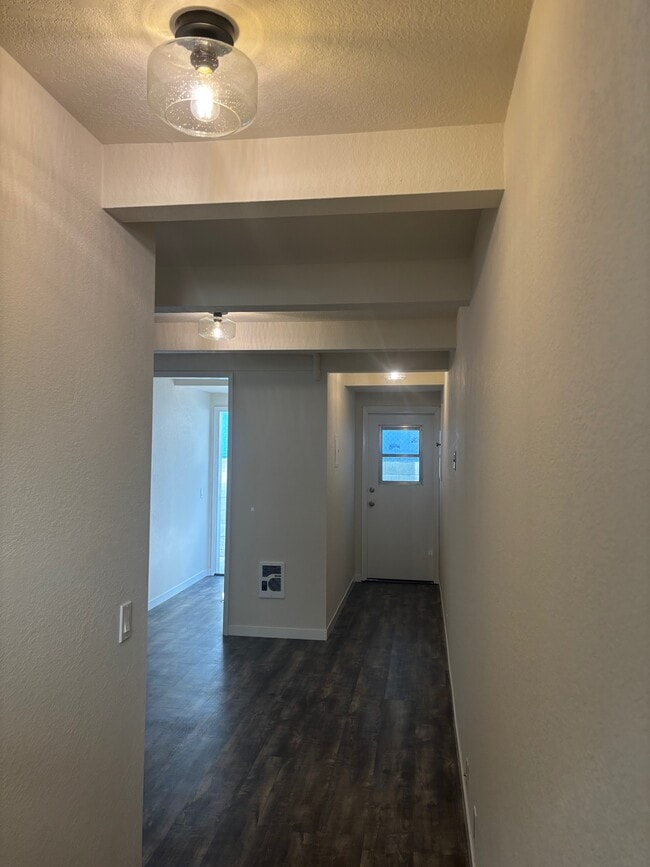 Photo - 574 Belden St Unit 574