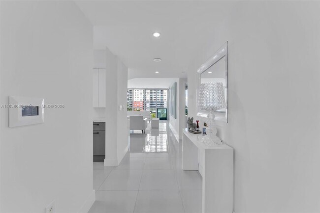 Photo - 1331 Brickell Bay Dr Unit 502