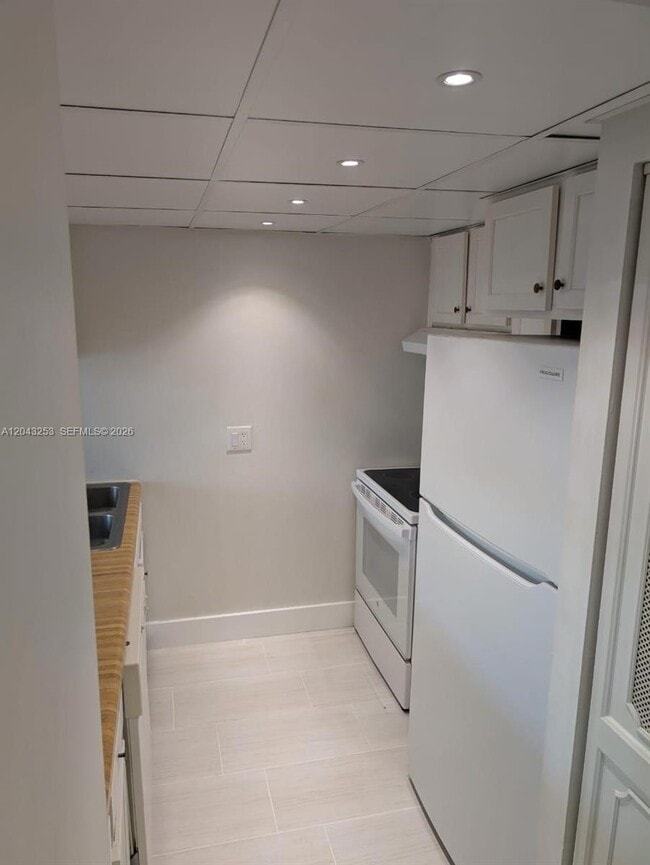Photo - 3680 Inverrary Dr Unit 2M