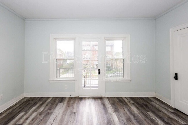 Photo - 3300 E 149th St Unit 5