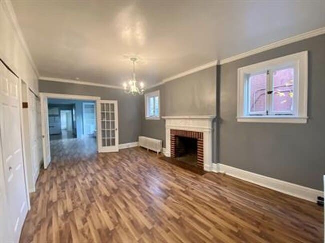 Building Photo - 137 S Prince St Unit 1