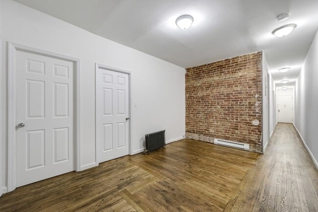 Photo - 188 Claremont Ave Unit 04