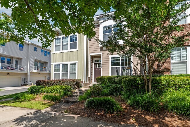 Photo - 2 Bedroom Townhome in Brightwalk!