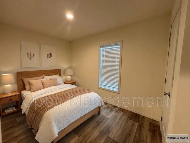 Photo - 700 S 12th St