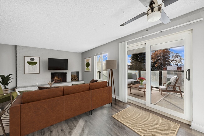 2BR x 2BA with Mountain View Floorplan - Living Room
