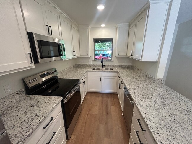 Photo - 101 Hillcrest Dr