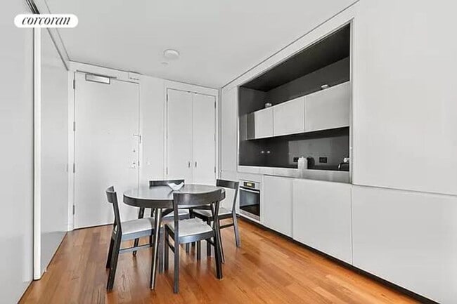 Photo - 15 William St