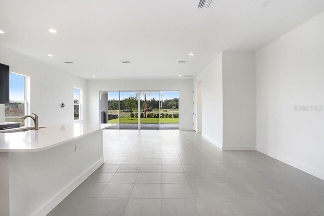 Photo - 32479 Neroli St