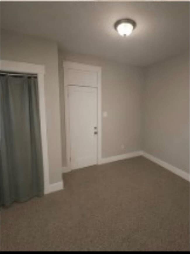 Photo - 2227 Quincy Ave
