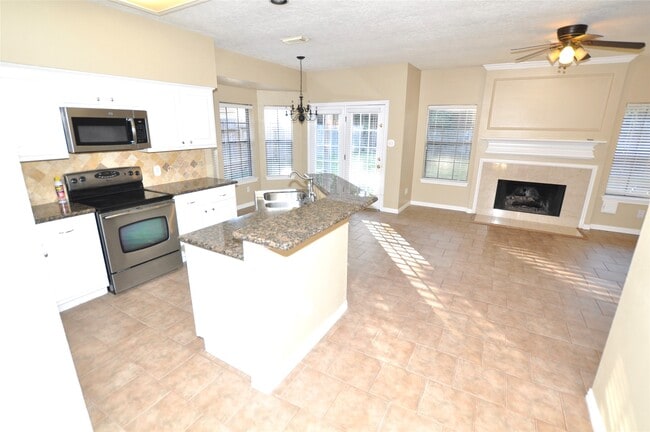 Photo - 3614 Scenic Valley Dr