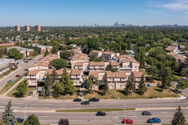 Building Photo - West Park Ridge