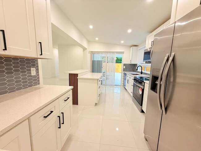 Photo - 345 Pinehurst Rd