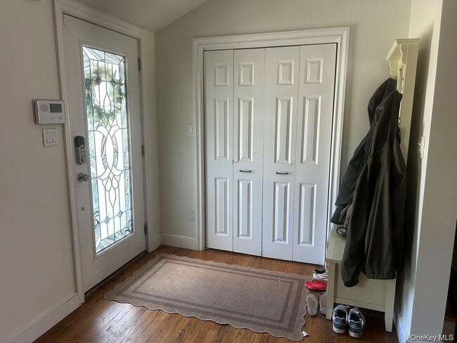 607 Nassau St