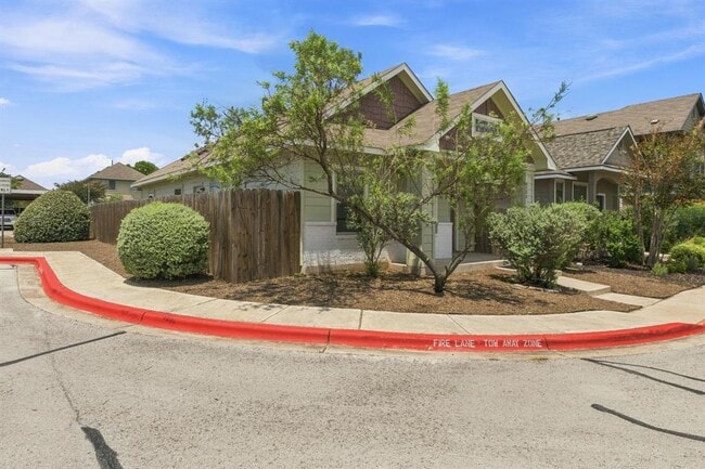 Photo - 4500 Senda Ln