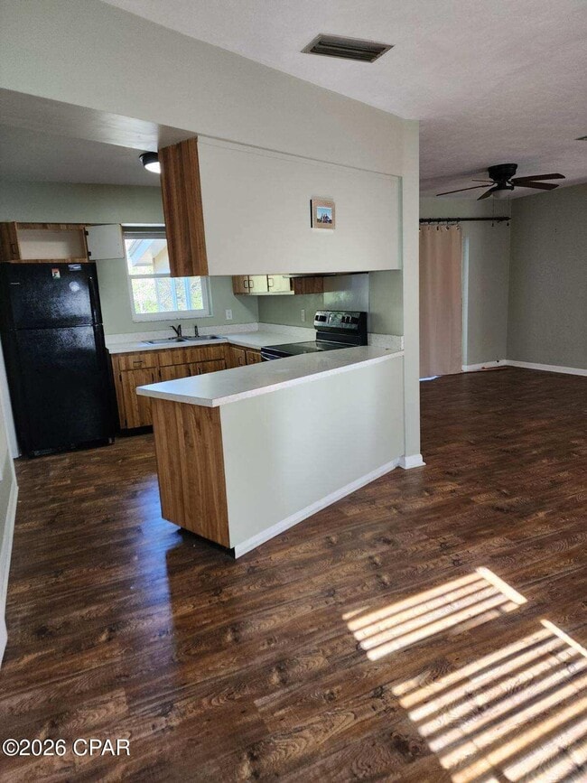 Photo - 2086 Morven St