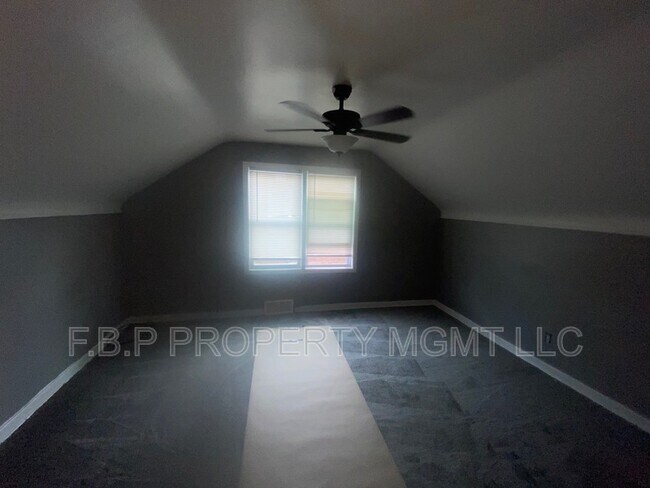 Photo - 18275 Rosemont Ave