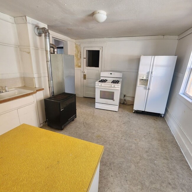 Photo - 312 W Aluminum St Unit 312 W Aluminum