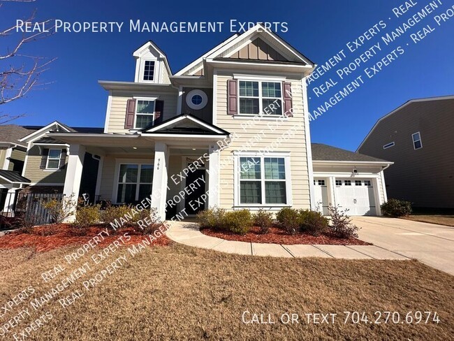 Spacious 5BR/3.5BA Furnished Home in Concord! - Spacious 5BR/3.5BA Furnished Home in Concord!