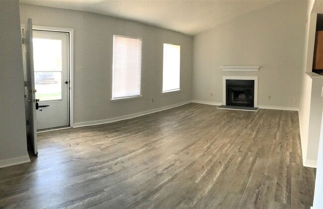 Photo - Cute Duplex 2 bedroom 2 bath