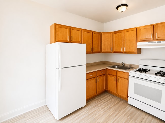 Photo - 1635 W Morse Ave Unit 310