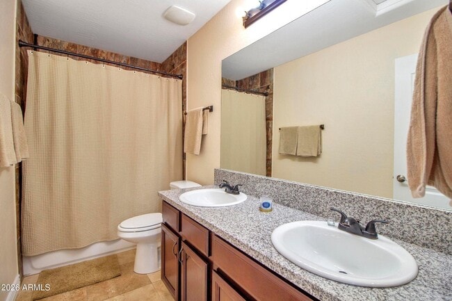 Photo - 17648 W Lisbon Ln
