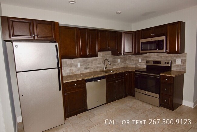 Photo - 522 N Preston St Unit B