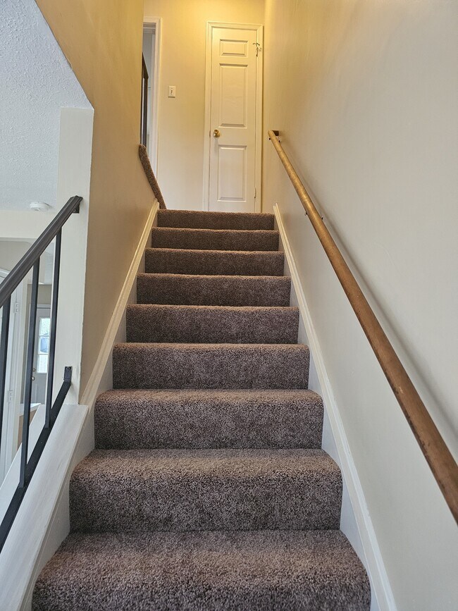 31 Avon Ct