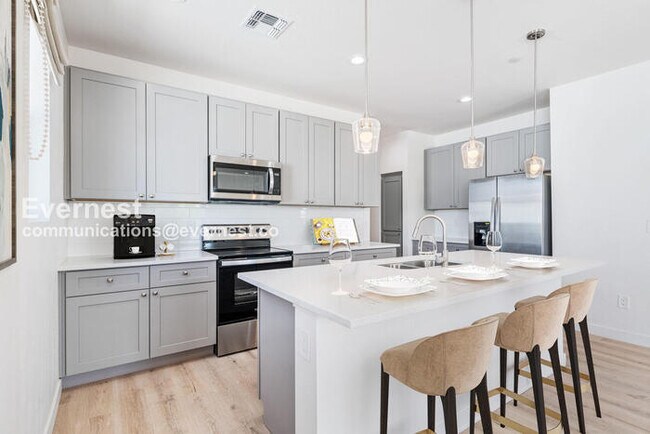 Photo - 1500 N 35th St