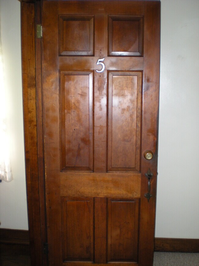 300 3rd St Unit 6