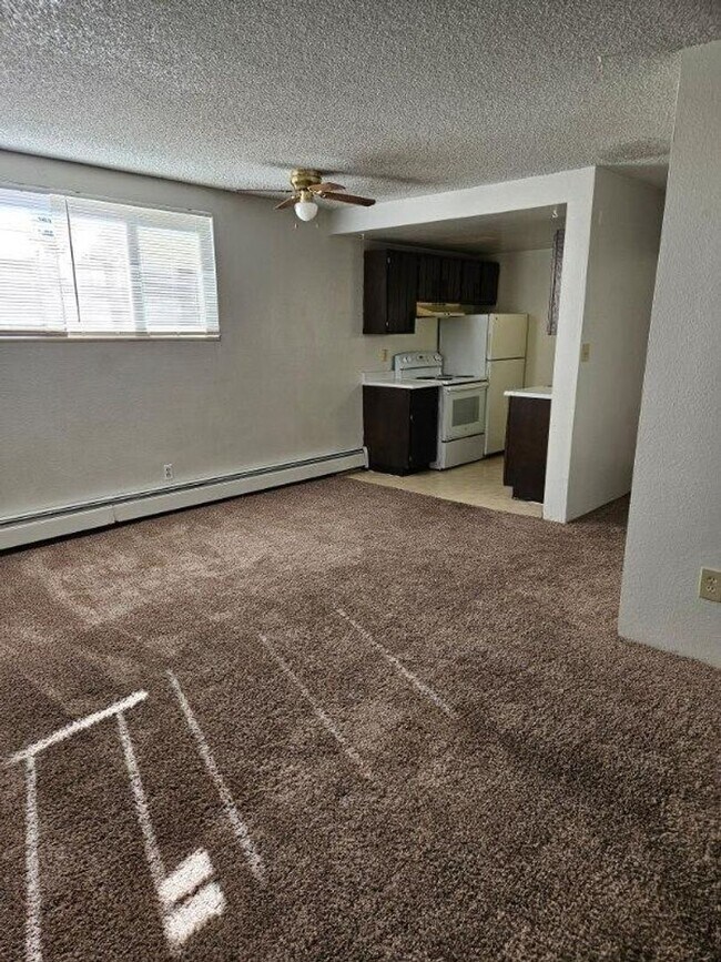 BR2223 Unidad 104 Rental Greeley, CO