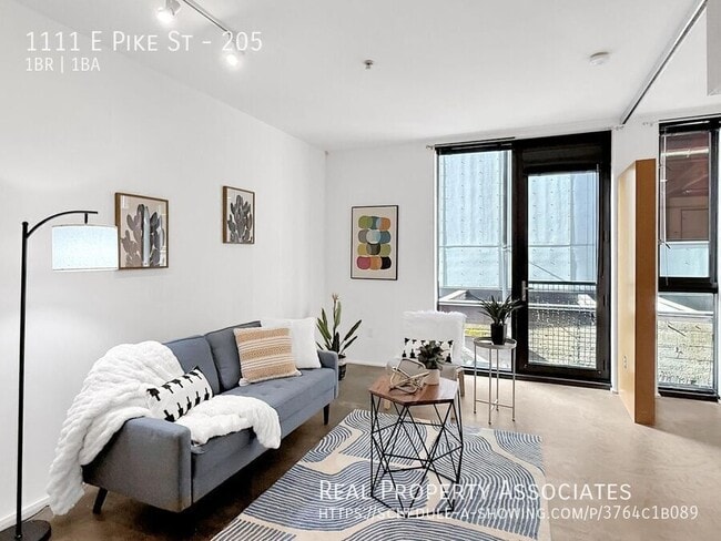 Photo - 1111 E Pike St