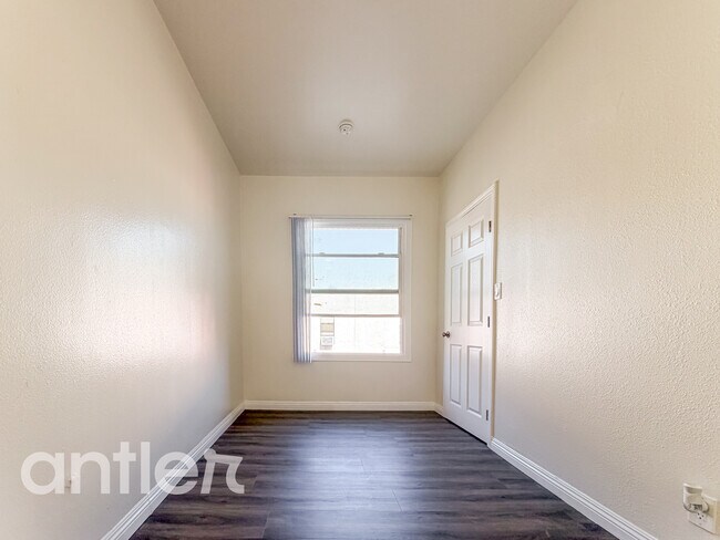 Photo - 717 S Carondelet St Unit 308