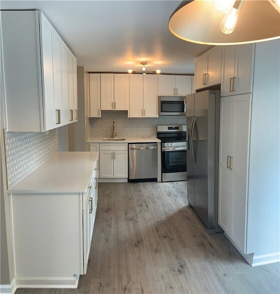 Photo - 203 Parkwood Dr