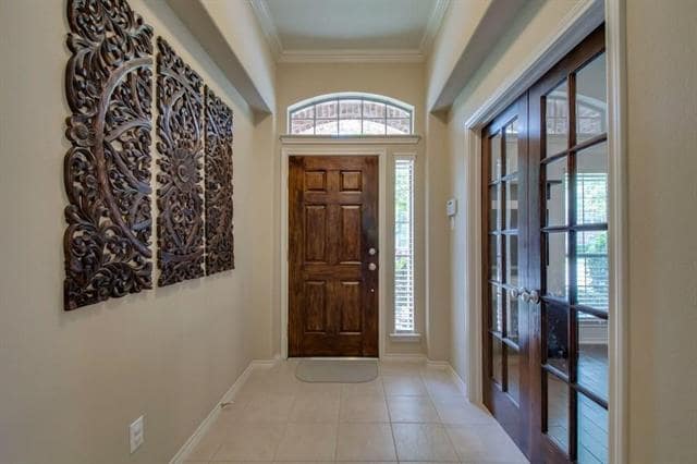 Photo - 914 White River Dr