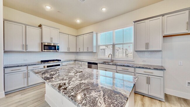 Photo - 833 Concan Dr