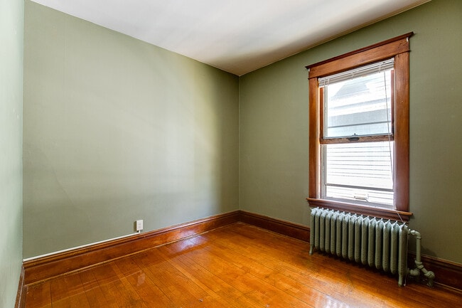 Photo - 1660 Marshall Ave Unit Upper Level #2