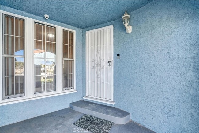 Photo - 9807 S Denker Ave