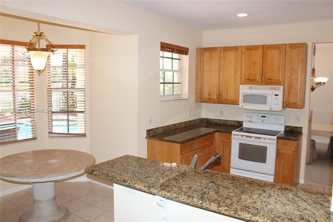 Photo - 2568 Jardin Pl