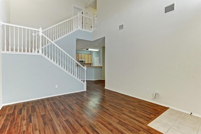 Building Photo - 20904 Waterside Dr Unit 3