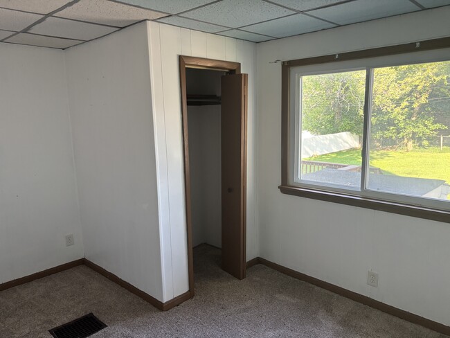 2303 Ashurst Rd Unit A