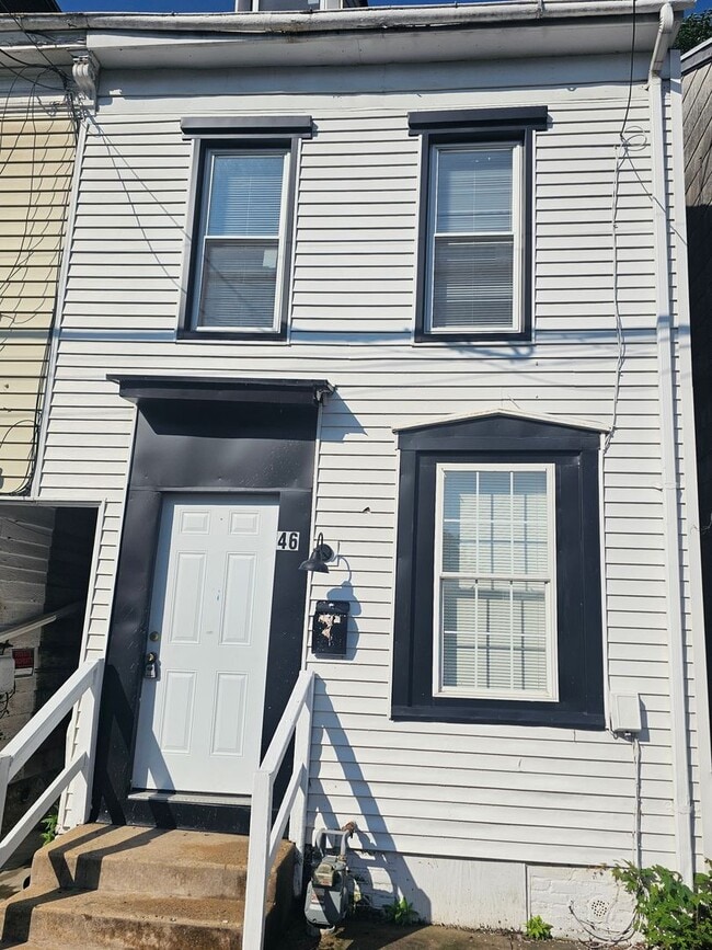 Building Photo - 46 N Hartley St