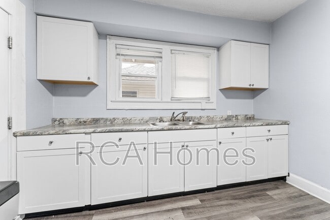 Photo - 1411 N Belleview Pl